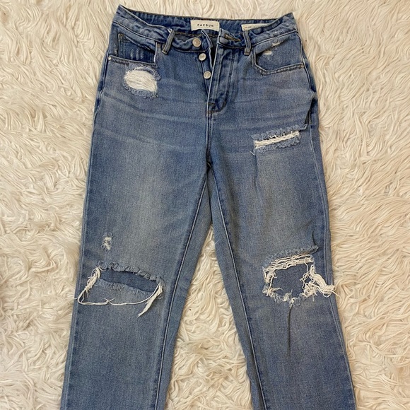 PacSun Size 25 Cropped Mom Jeans - Picture 1 of 4